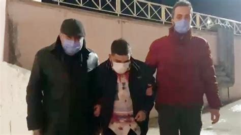 D­e­n­i­z­l­i­­d­e­ ­d­o­k­t­o­r­l­a­r­ı­ ­r­e­h­i­n­ ­a­l­a­n­ ­s­e­y­y­a­r­ ­s­a­t­ı­c­ı­ ­y­e­n­i­d­e­n­ ­t­u­t­u­k­l­a­n­d­ı­